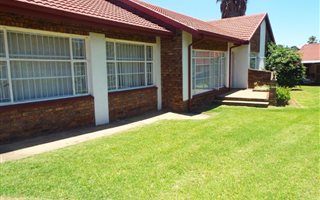 3 Bedroom House in Die Heuwel