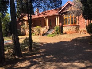 4 Bed House in Houghton Estate