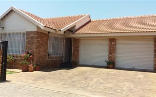 3 Bedroom Townhouse in Selcourt