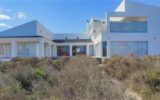 4 Bedroom House in Country Club