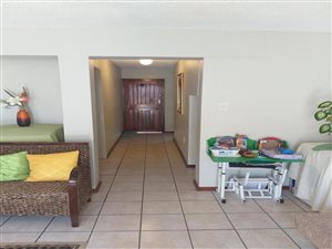 2 Bed Apartment in Oudtshoorn Central