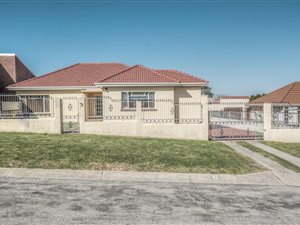 3 Bed House in Glenhurd
