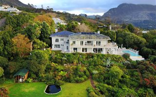 5 Bedroom House in Constantia