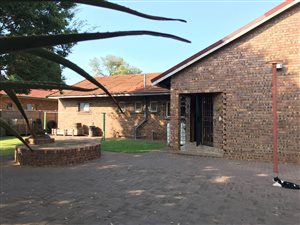 3 Bed House in Dennesig