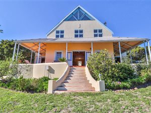 2 Bed House in Crofters Valley