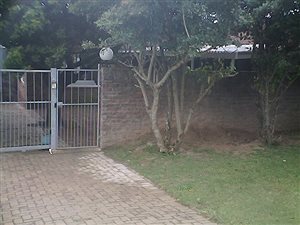 4 Bed House in Boesmansriviermond