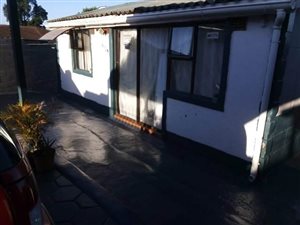 2 Bed House in Edendale