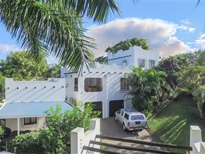 4 Bedroom House in Veld En Vlei