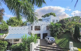4 Bedroom House in Veldenvlei