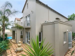4 Bed Cluster in Houghton Estate