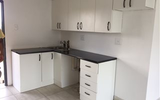 1 Bedroom Townhouse in Katlehong