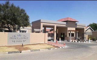 2 Bedroom Townhouse in Parkdene