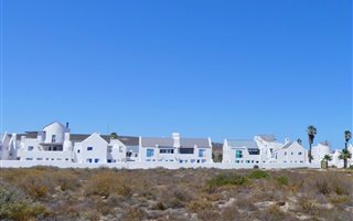 670 m² Land available in St Helena Bay