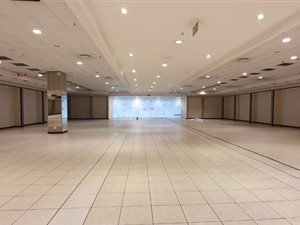 2675 m² Commercial space in Annlin