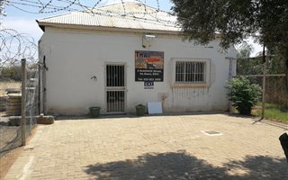 4947 m² Commercial space in De Beers