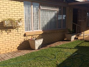2 Bed Townhouse in Dal Fouche