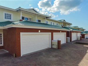 3 Bedroom Duplex in Mt Edgecombe