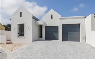 2 Bedroom House in Westridge
