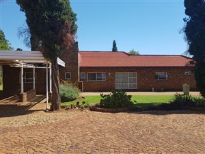 6 Bedroom House in Raslouw