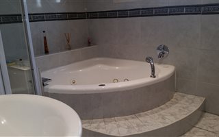 5 Bedroom Townhouse in Erasmia