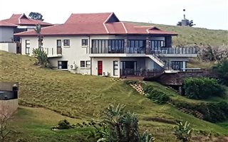 5 Bedroom House in Shelly Beach