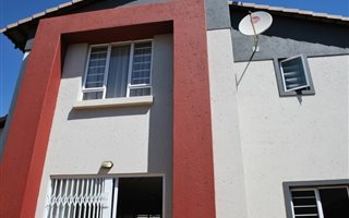 2 Bedroom Duplex in Tijger Valley and surrounds