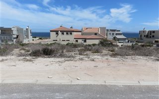 351 m² Land available in Calypso Beach