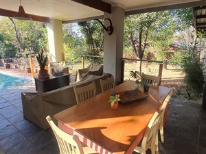 4 Bed House in Meyerspark