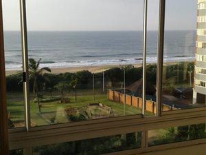 2 Bed Apartment in Amanzimtoti