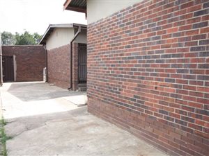 House in Vanderbijlpark CE3