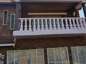 6 Bed House in Laudium