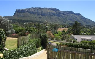1100 m² Land available in Hout Bay and surrounds