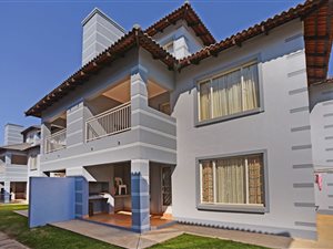 3 Bed Apartment in Crystal Park