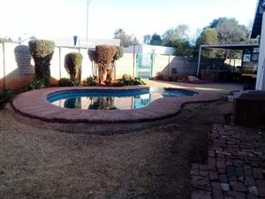 3 Bed House in Edelweiss