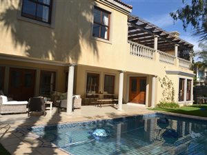 4 Bed House in Dainfern Golf Estate
