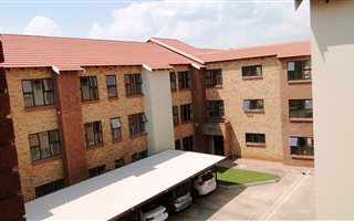 2 Bedroom Apartment in Brentwood
