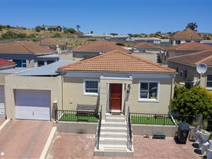 3 Bed House in Bernadino Heights