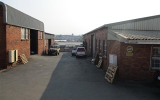 320 m² Industrial space in Mkondeni