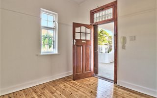 4 Bedroom House in Claremont