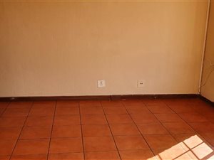 2 Bed Townhouse in Highveld