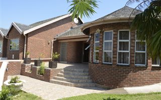 3 Bedroom House in Mountview