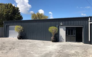 150 m² Commercial space in Walmer