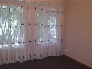 3 Bed House in Theresa Park