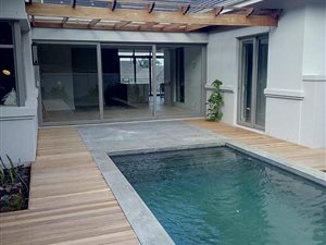 4 Bed House in Parel Vallei