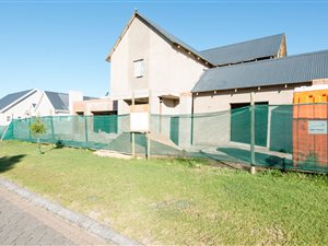 4 Bed House in Kingswood Golf Estate