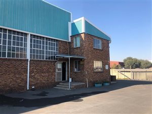 1000 m² Industrial space in Brakpan North