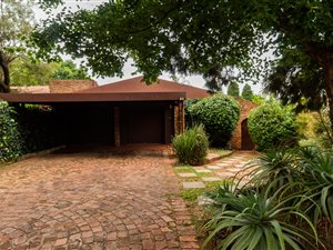 3 Bed House in Die Wilgers