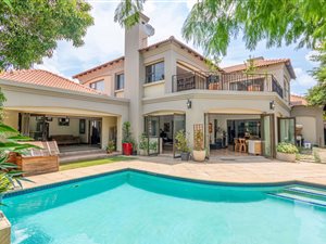 5 Bed House in Eagle Canyon Golf Estate