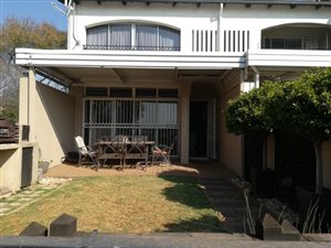 3 Bed Townhouse in Lynnwood Glen