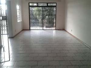 4 Bed Duplex in Corlett Gardens